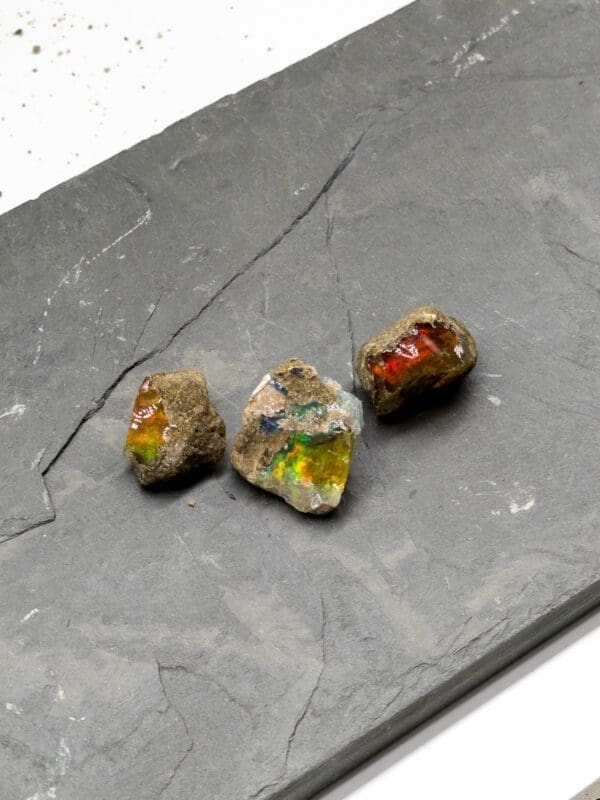 batu opal