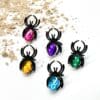 Pierścionki pająków z akrylową biżuterią