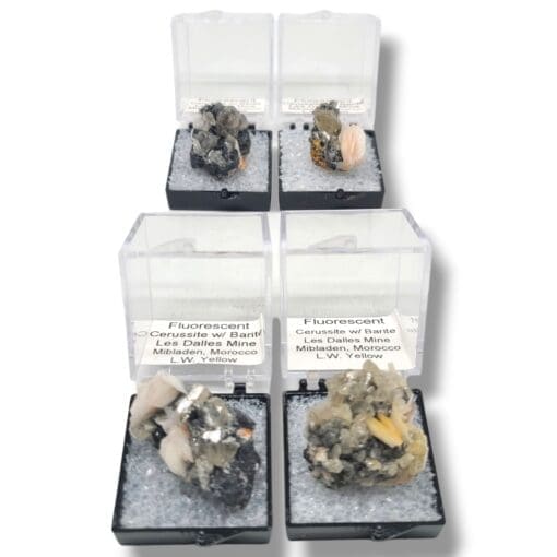 荧光白铅矿与重晶石标本